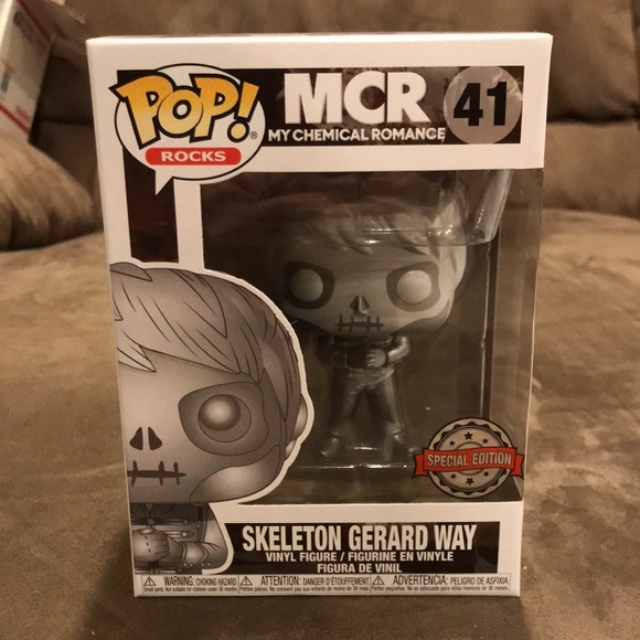 Hot Topic Other - Platinum Skeleton Gerard Way Funko #41